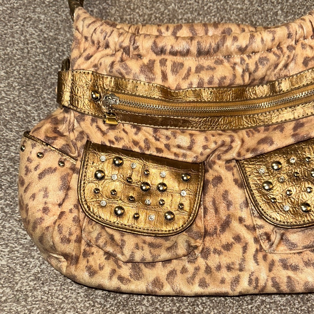 Unique Y2K Leopard Print Handbag - Picture 4 of 16
